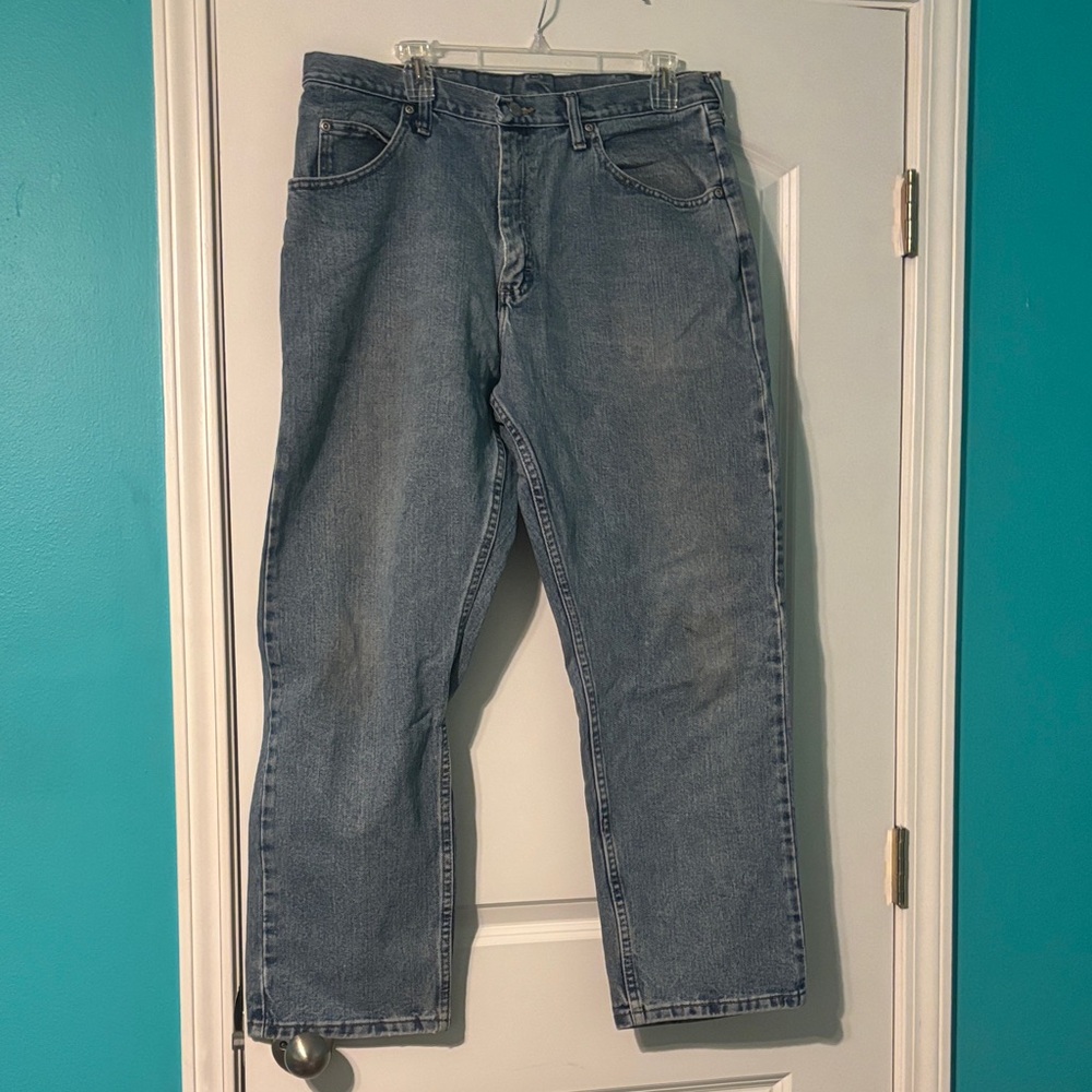 Vintage Wrangler Men's Relaxed Fit Denim Jeans